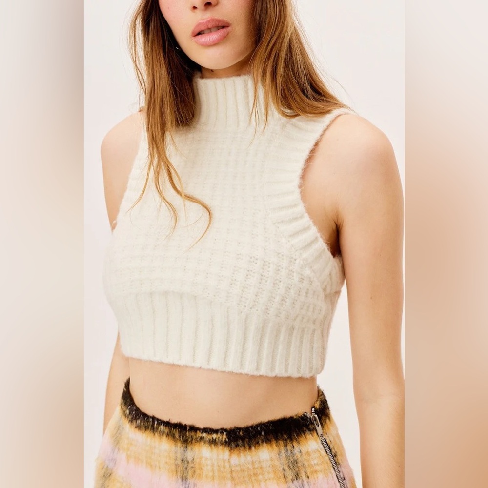 Dominique Crop Tank Sweater